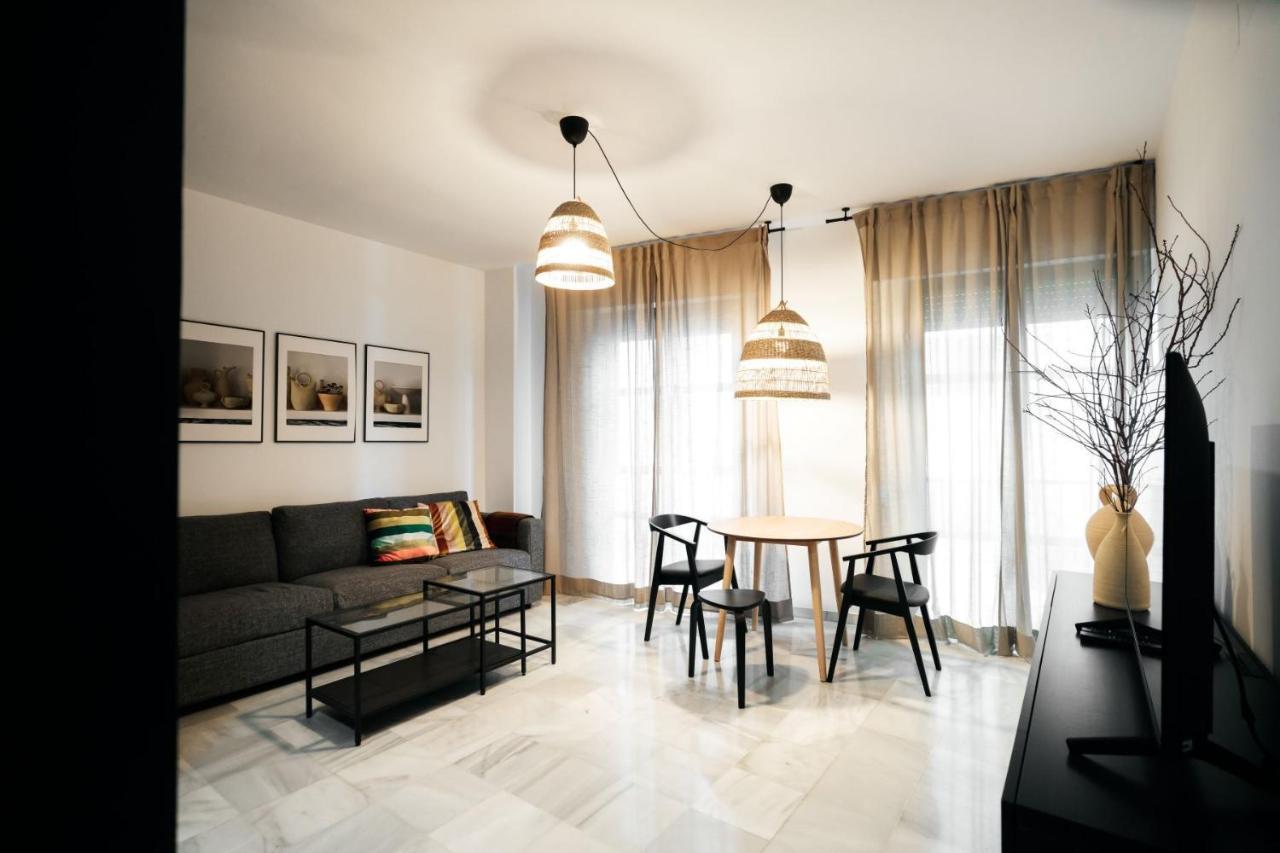 Reyes Catolicos Suite Apartment Seville Luaran gambar